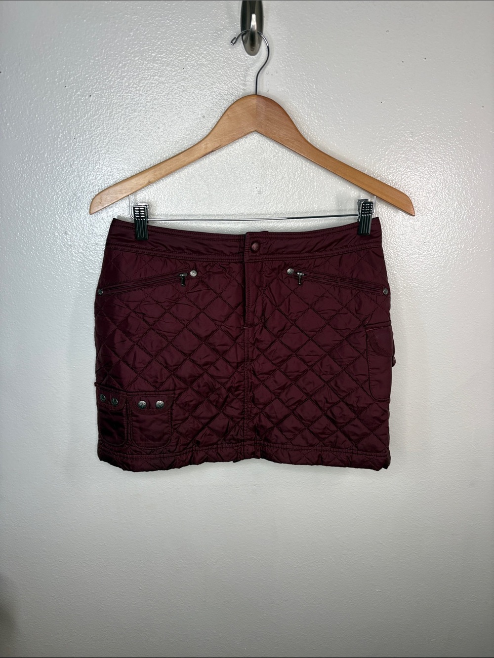 Athleta Maroon Quilted Puffer Mini Snow Skirt Winter Women Size 2